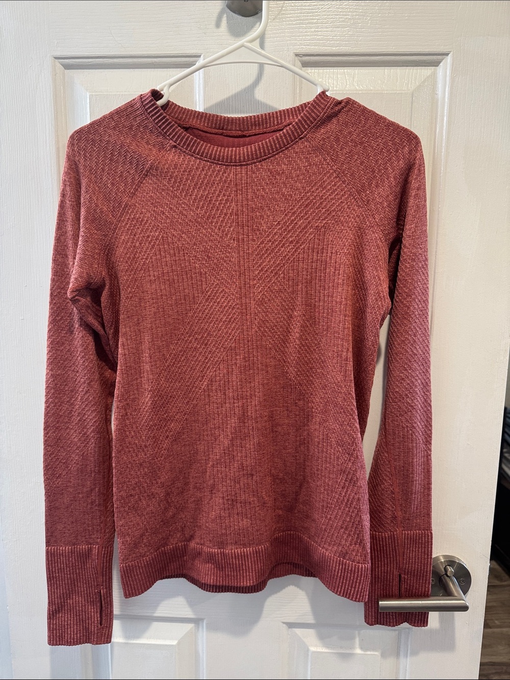 lululemon athletica Women's Crewneck Sweater - Rosewood size 8